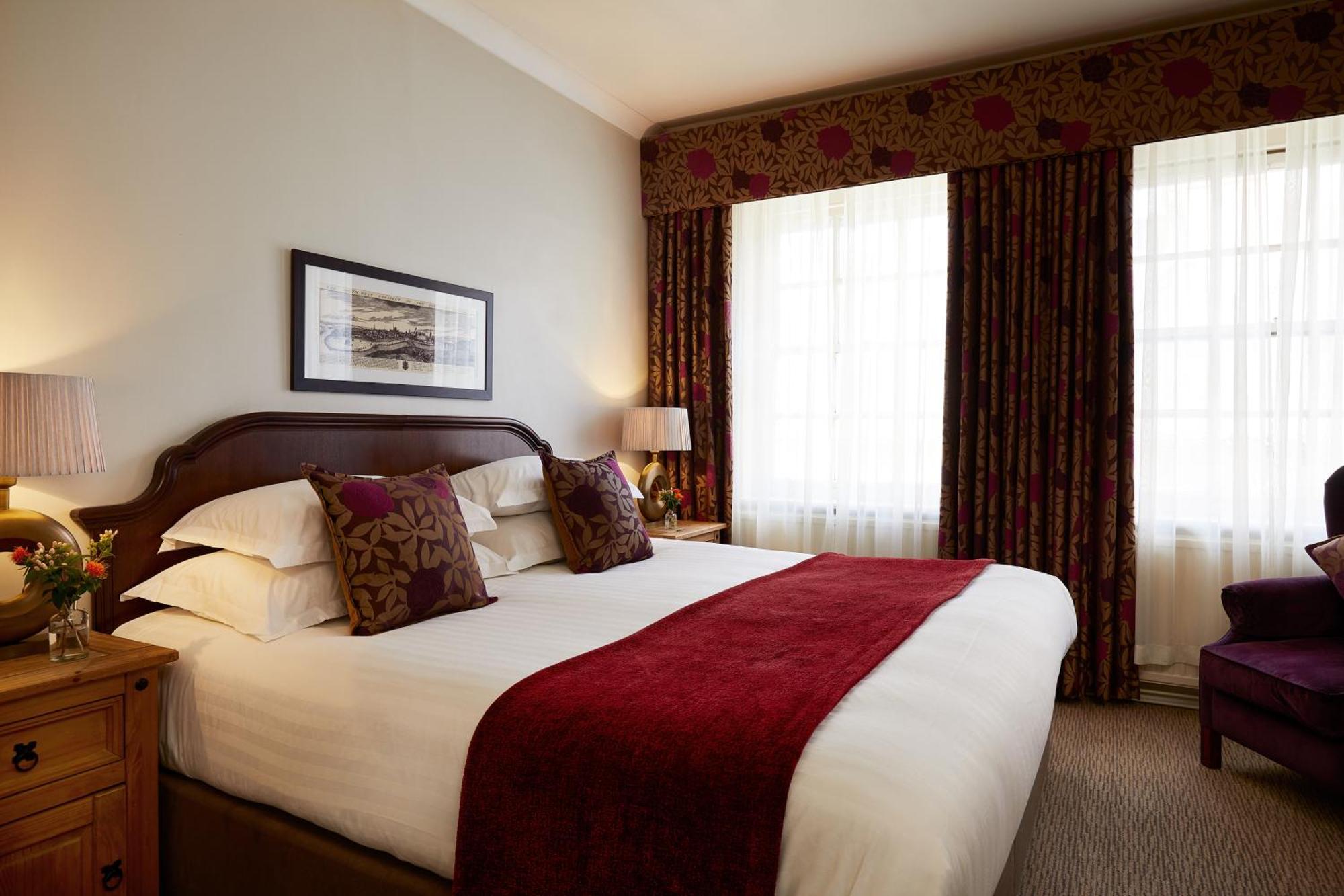 Macdonald New Blossoms Hotel Chester Eksteriør billede